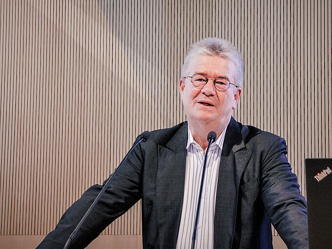Religionsfreiheit und die Integration von Muslimen in eine postsäkulare Gesellschaft