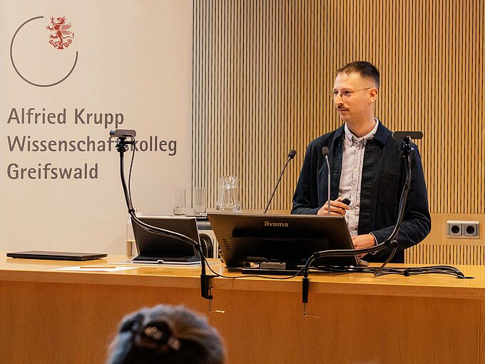 Politische Auswirkungen des Niedergangs der lokalen öffentlichen Daseinsfürsorge und privater Dienstleistungen
